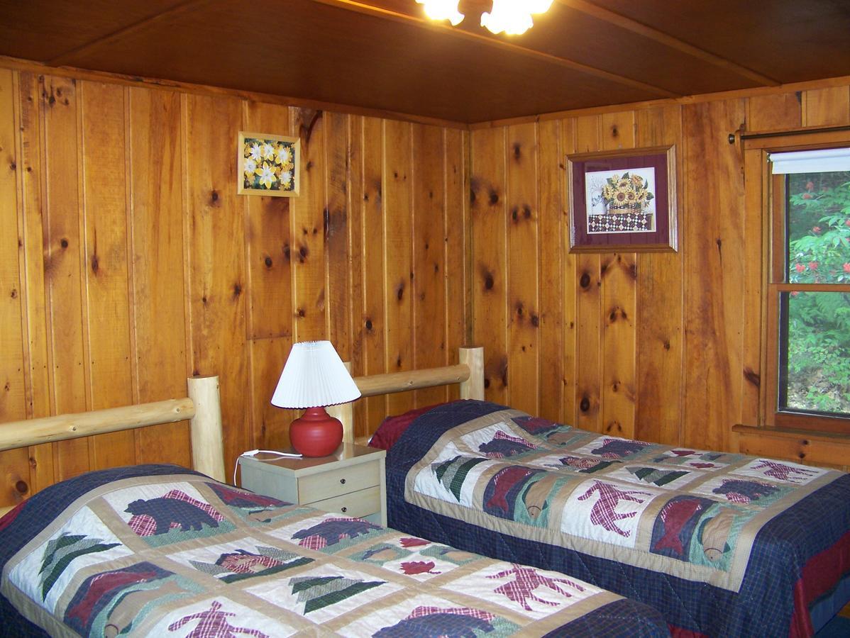 Отель Oak Ridge Phelps Экстерьер фото